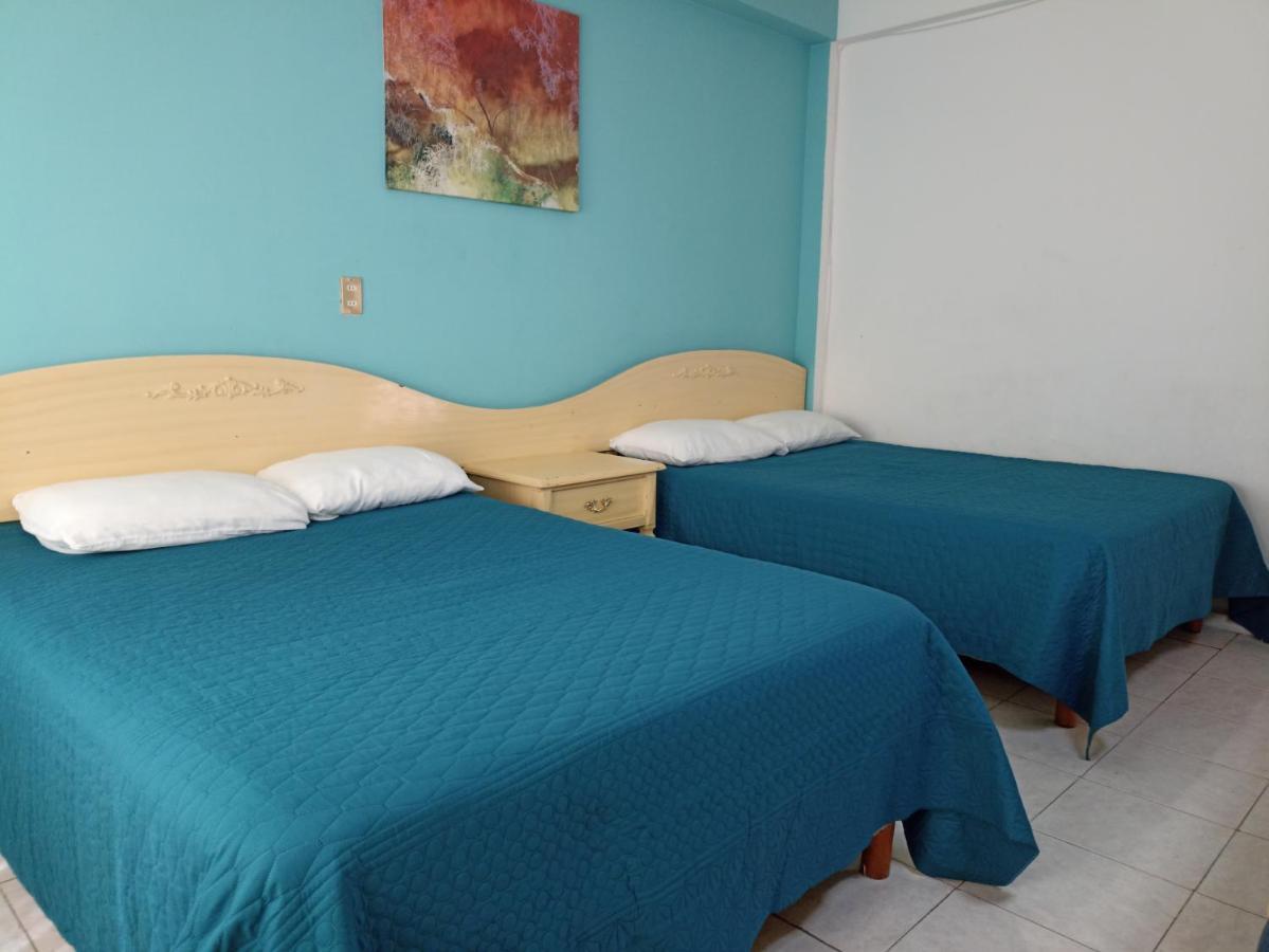 Hotel San Carlos Irapuato Esterno foto