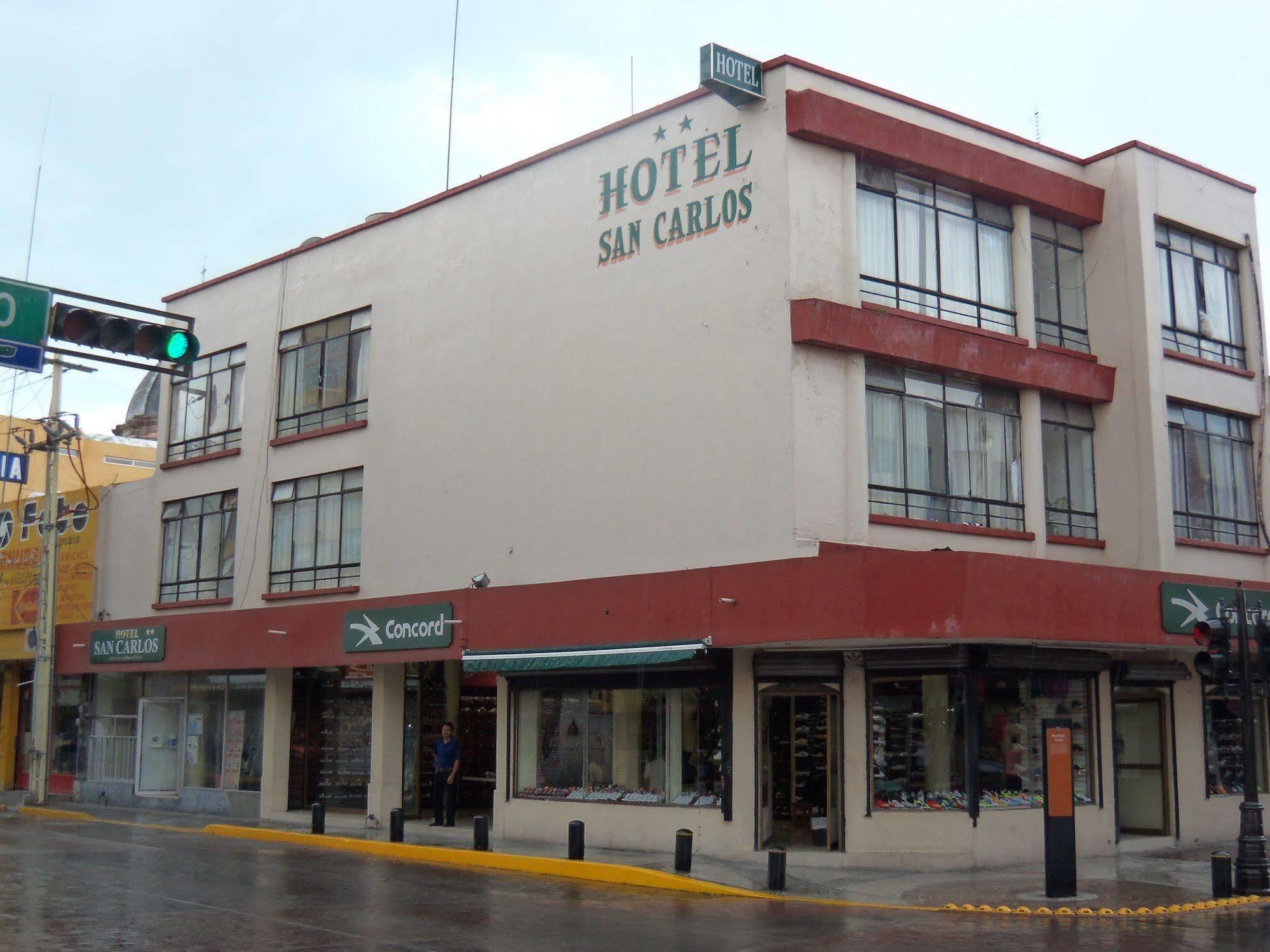 Hotel San Carlos Irapuato Esterno foto