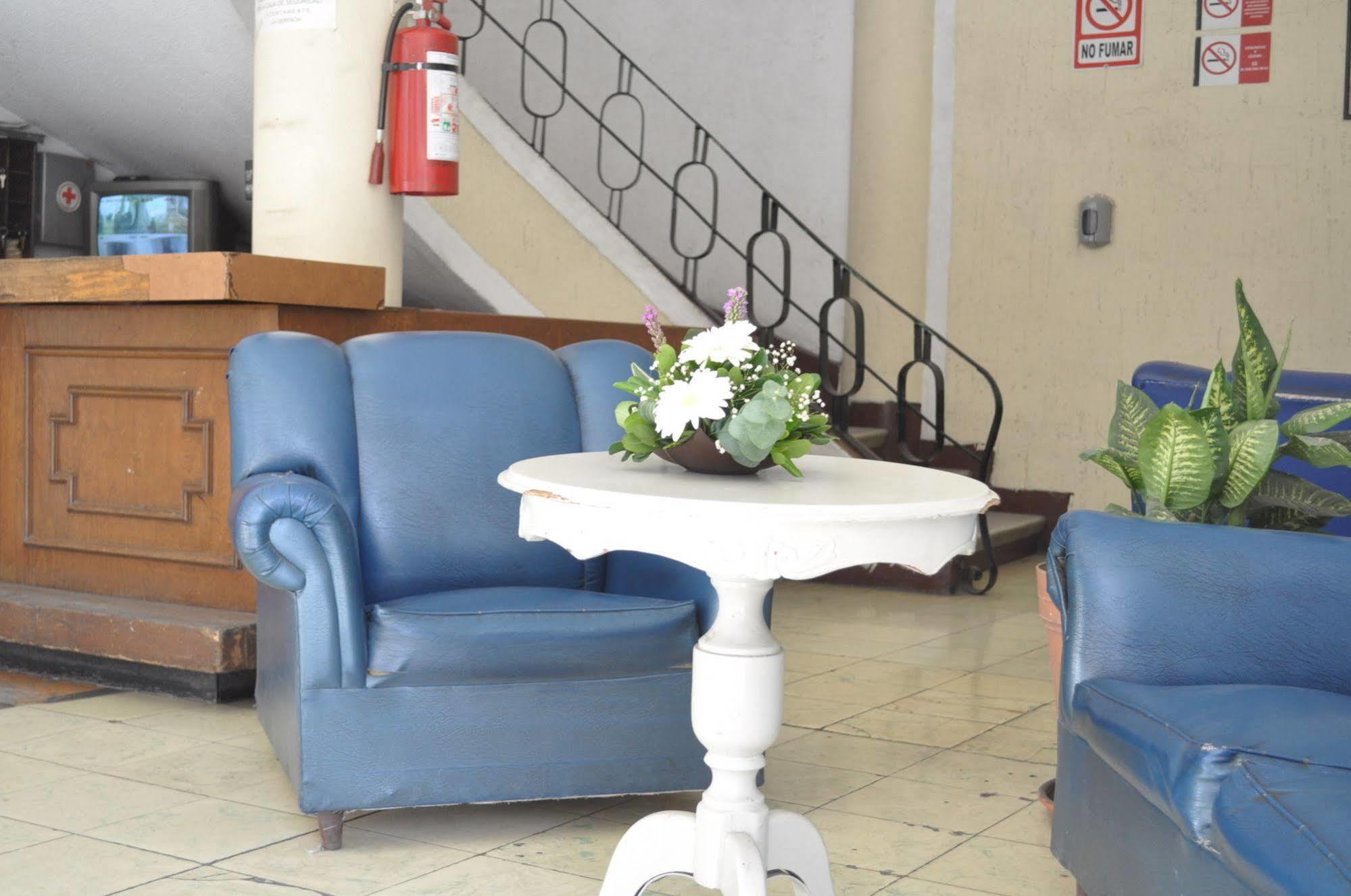 Hotel San Carlos Irapuato Esterno foto